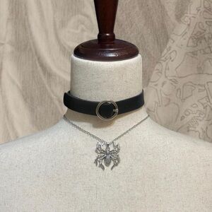 Faux leather choker with arachnid necklace